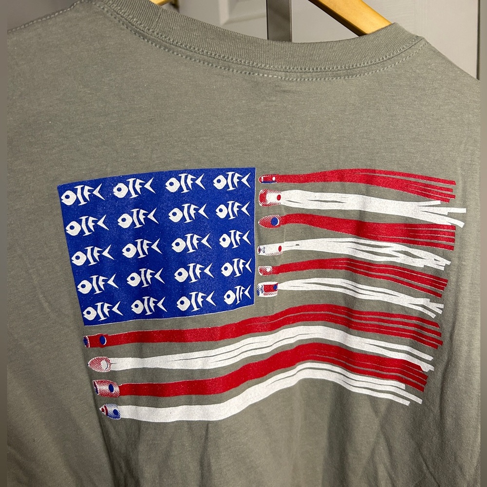 Ocean Isle Beach NC OIFC Long Sleeve American Flag Bonefish Tee Large NWT